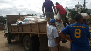 La ayuda fue entregada en El Suyatal, Cedros, F.M.