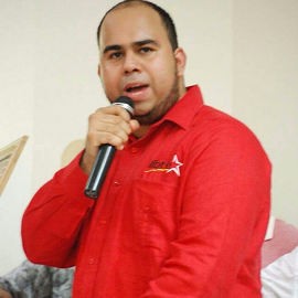 Rafael Sarmiento es candidato a diputado por el Partido Libertad y Refundación.