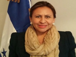 Ivonne Bonilla exesposa del mandatario fue nombrada como embajadora en Argentina y la hija de ambos en la embajada de Taiwán.