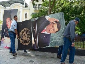 Ya ayer demostro su prepotencia al dirigir el personalmente que se retieraran las fotos de Chavez y Bolivar del seno de la Asamblea Nacional (AN)