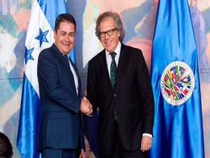El convenio será firmado por el presidente de Honduras, Juan Hernández y el secretario general de la OEA, Luis Almagro.