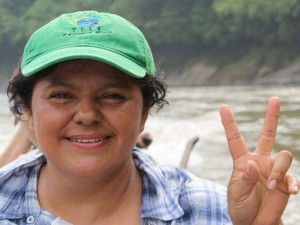 Berta Cáceres asesinada el paado 2 de marzo y aun no hay una respuesta por parte del gobierno de Honduras