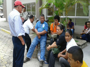 Los y las campesinas del Bajo Aguán acudieron ayer al Juzgado de Sentencia de Francisco Morazán donde fueron absueltos de los cargos que se les imputaron.