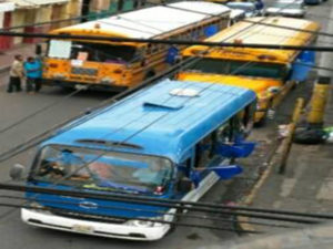 Tegucigalpa se vio atiborrada de buses que vinieron de todos los departamentos del país y el gasto fue enorme.