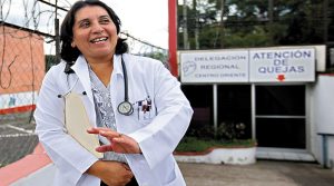 Suyapa Figueroa, presidenta del Colegio Medico de Honduras