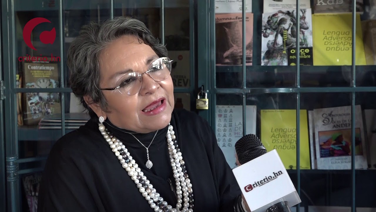 Mujeres luchan en desventaja por conquistar el poder político en Honduras