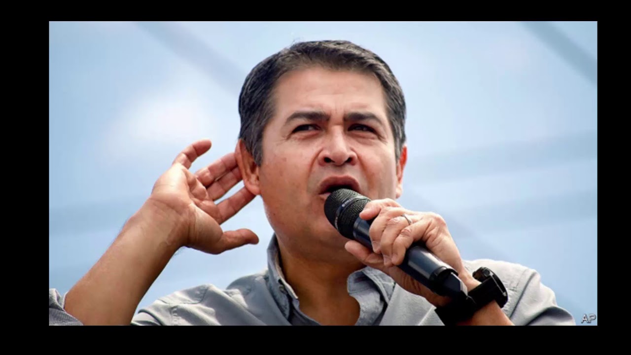 Con cinismo Hernández evade acusaciones de corrupción