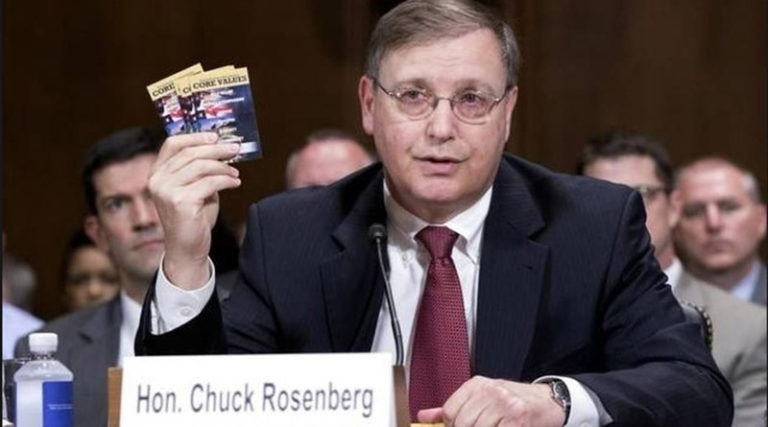 Renuncia jefe de la DEA