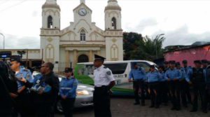 policias y militares hondureños