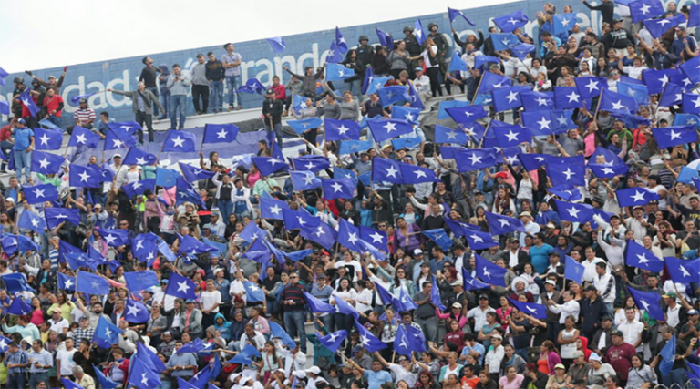 cachurecos de tercera edad