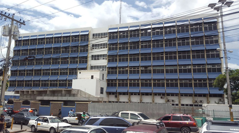 Proveedores del Hospital Escuela Universitario