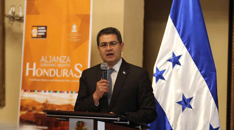 JOH gastó más de un millón en publicidad