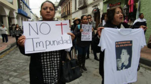 Expulsan en Ecuador a sacerdote