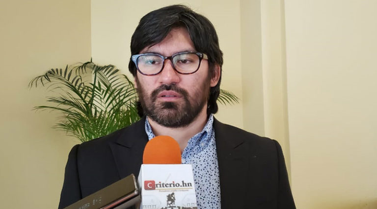 A partir del 27 hay un gobierno de facto