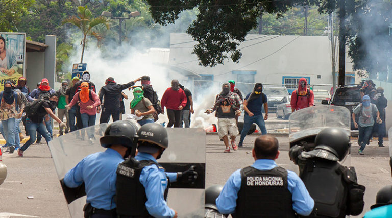 Muerte y cortinas de gases