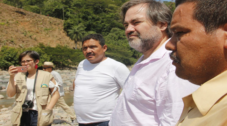 Gobierno y empresarios