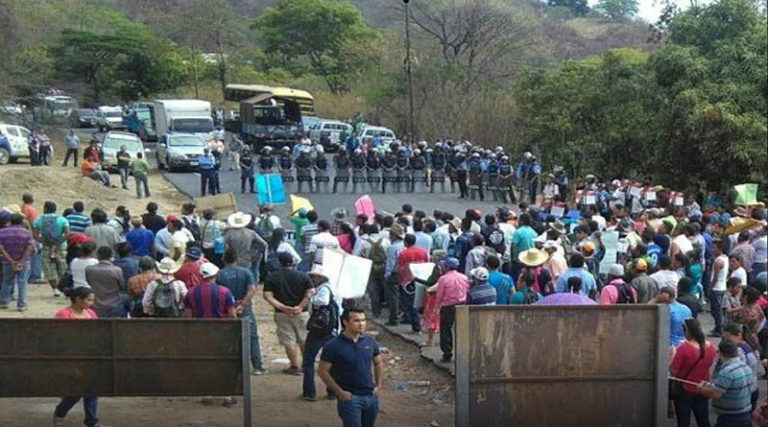 Con "Ley de Secretos"