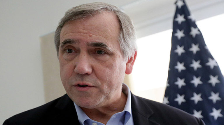 Senador Jeff Merkley