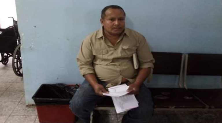 Atentan contra Santos Torres