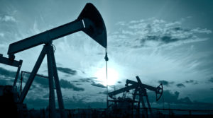 Petroleo cierra a -37 dólares el barril