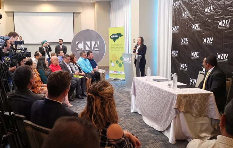 25 alcaldías se comprometen a combatir la corrupción