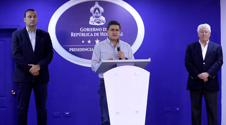 Gobierno ofrece mensajes y llamadas gratis