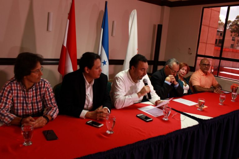 Partidos opositores anuncian alianza