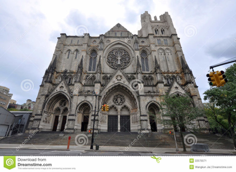 Catedral gótica de Nueva York se convierte en hospital
