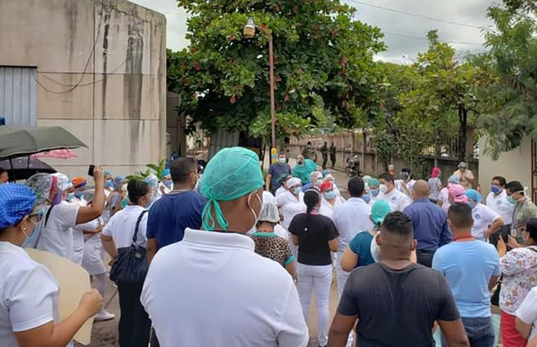 Congreso aprueba pagar salarios atrasados