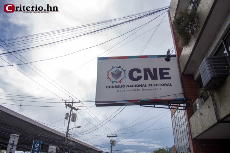 tres nuevos partidos políticos