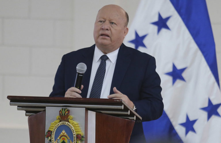 Bonos y seguro social para pastores