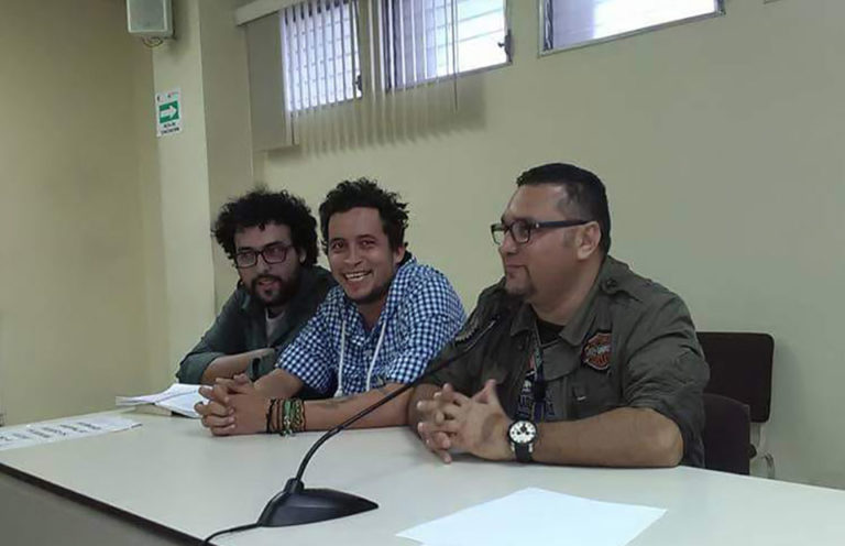 Caso de los 3 estudiantes