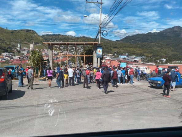 Vecinos de Tegucigalpa demandan agua