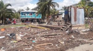 De dictadores y desastres