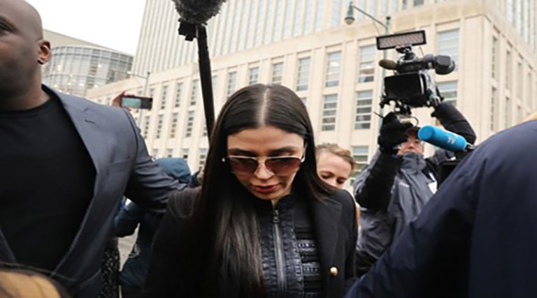 Detienen a la esposa de “El Chapo”