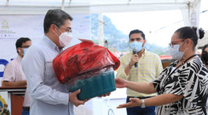 Nacionalistas generan clientelismo político