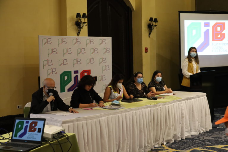 plataforma juvenil para vigilar elecciones