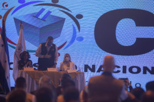 Despolitizar los organismos electorales