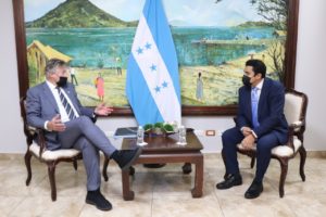 Honduras realiza acercamientos con el IACA