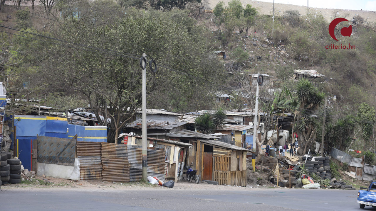 Honduras carece de políticas nacionales de vivienda social
