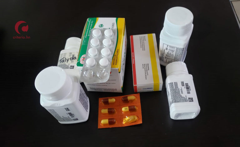 Proponen creación de laboratorio para elaborar medicinas