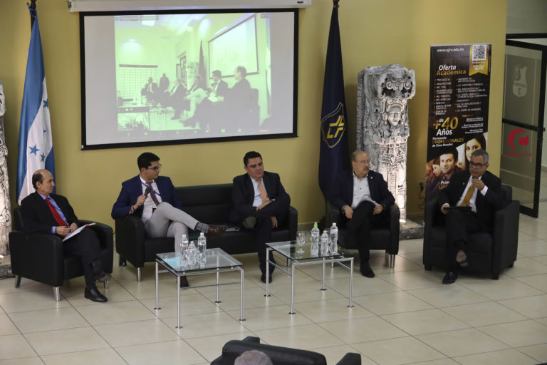 gobierno de Xiomara Castro lenta inversión pública