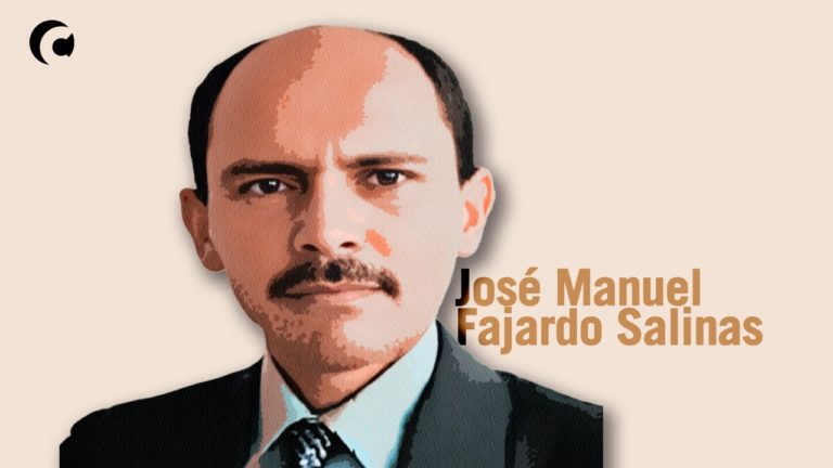 José Fajardo galardonado por crear Escuela para Todos