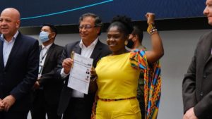 Honduras celebra triunfo histórico de Gustavo Petro en Colombia