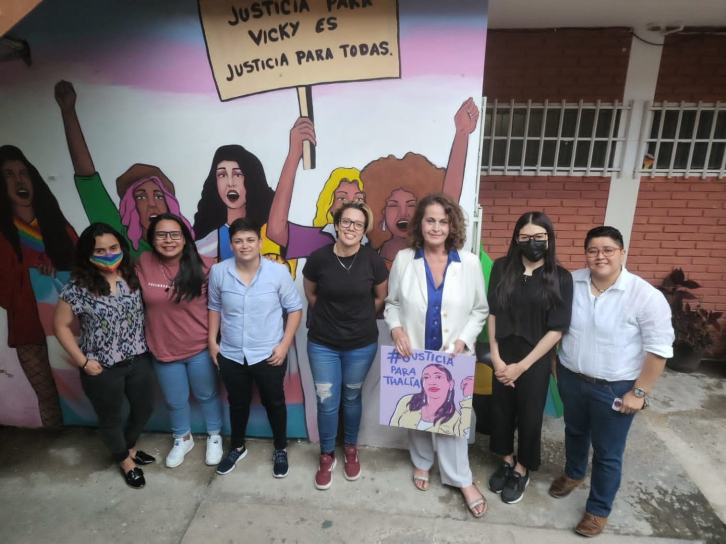 Llega a Honduras primera diputada transgénero de España