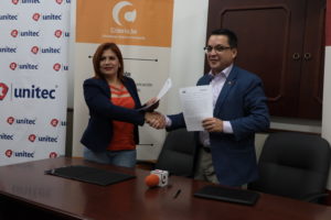 Criterio.hn y Unitec firman convenio