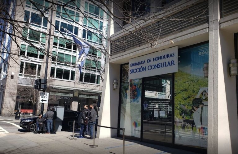 Xiomara Castro aún no nomina al embajador de Honduras en Washington