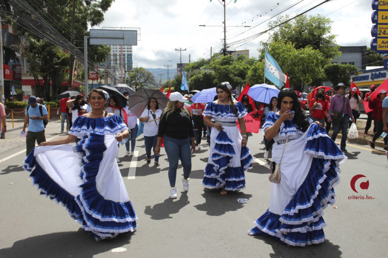 Medios de comunicación avivan discriminación